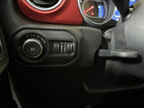Used 2018 Jeep Wrangler Unlimited Rubicon AWD/4WD image 21