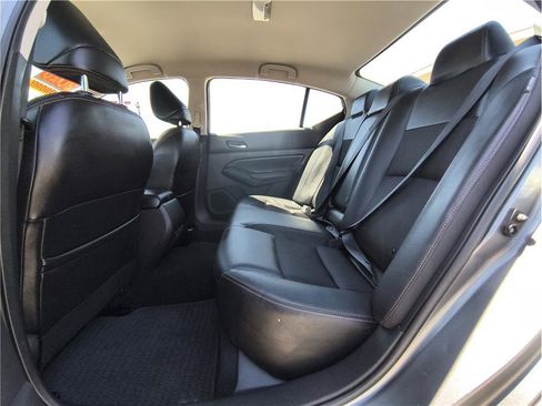 Used 2020 Nissan Altima 2.5 SR FWD image 10