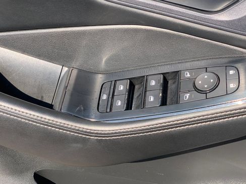 Used 2024 Nissan Rogue SV FWD image 14