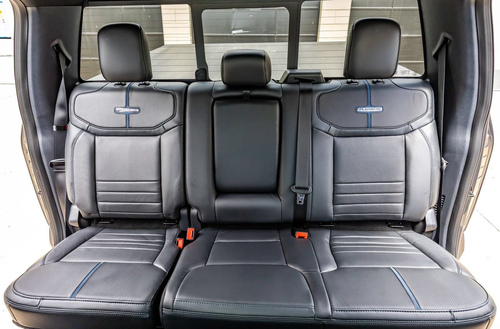 Used 2025 Ford F150 Platinum AWD/4WD image 36