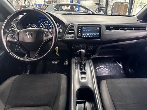 Used 2019 Honda HR-V Sport image 10