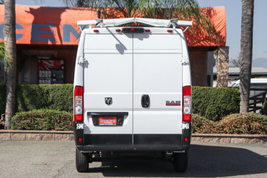 Used 2021 RAM ProMaster 2500 w/ Convenience Group FWD image 7