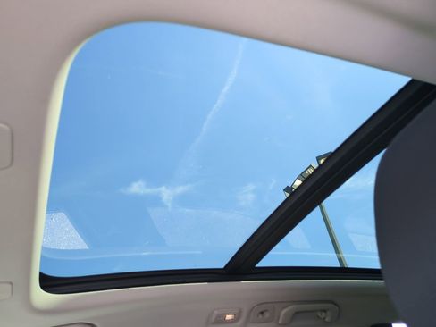 New 2026 Volvo V60 B5 Cross Country Plus w/ Protection Package Premier image 19