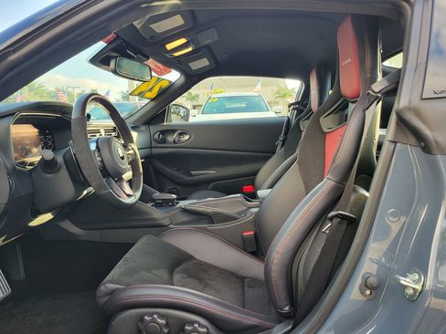Certified 2024 Nissan Z NISMO w/ Floor Mat Package image 9