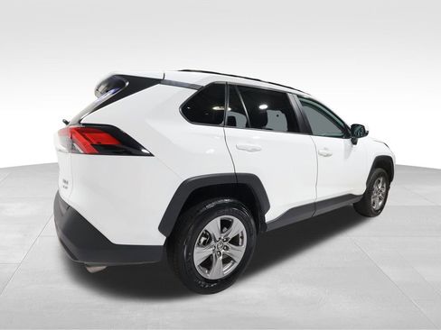 Used 2025 Toyota RAV4 XLE image 4