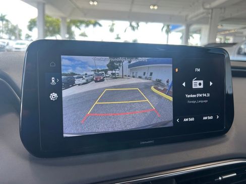 Used 2023 Hyundai Santa Fe SEL image 14