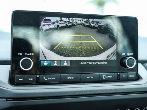 Used 2025 Honda Accord LX image 29