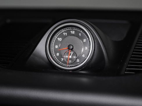 Used 2021 Porsche Macan S image 35