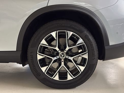New 2025 Mercedes-Benz GLC 350e 4MATIC image 11