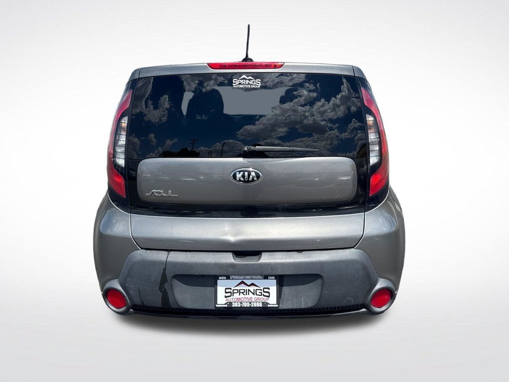 Used 2015 Kia Soul FWD image 4