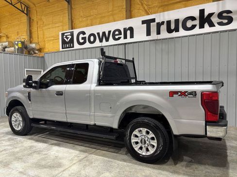 Used 2022 Ford F250 XLT w/ XLT Value Package AWD/4WD image 5