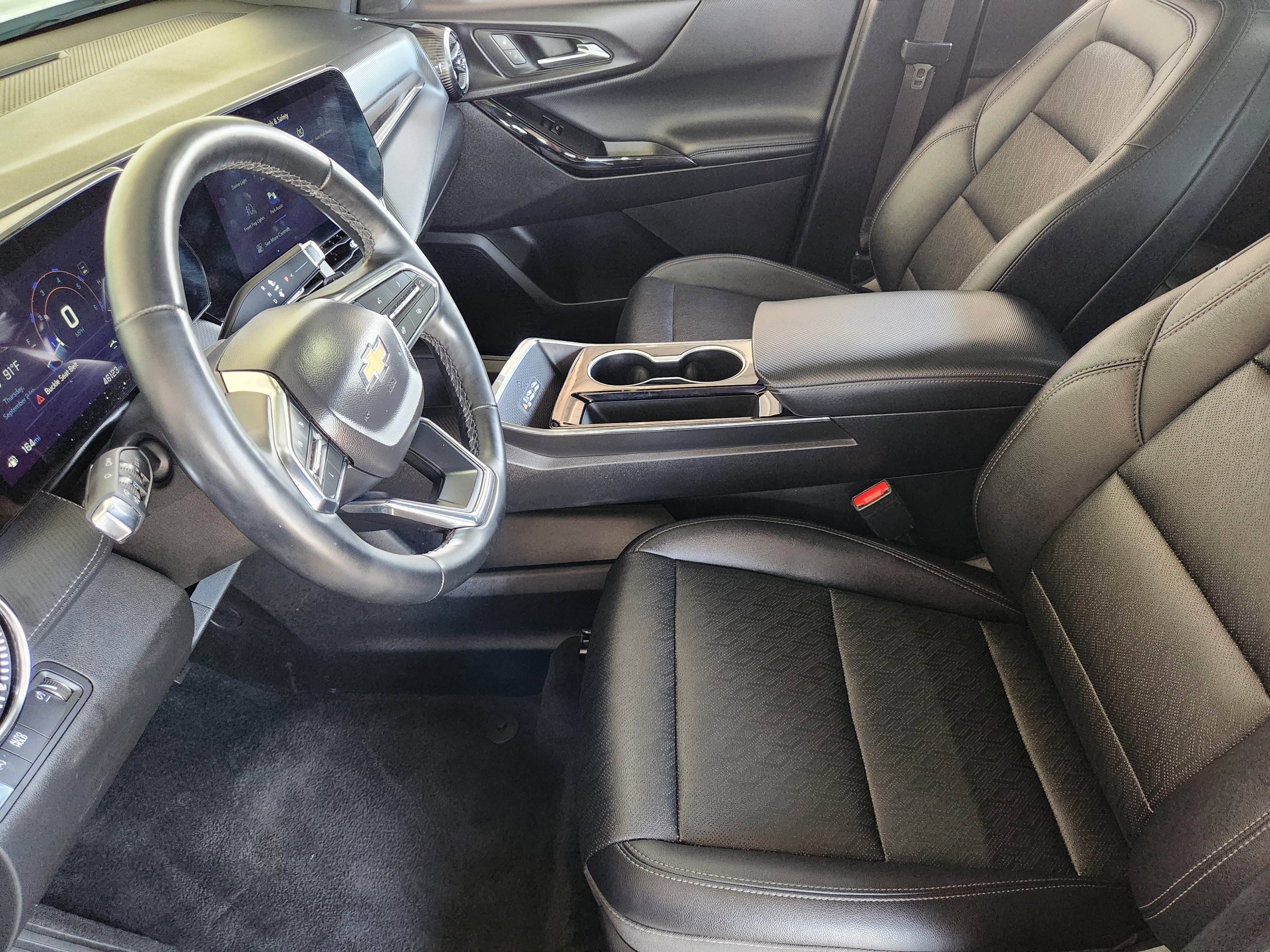 Used 2025 Chevrolet Equinox LT w/ Convenience Package II FWD image 14