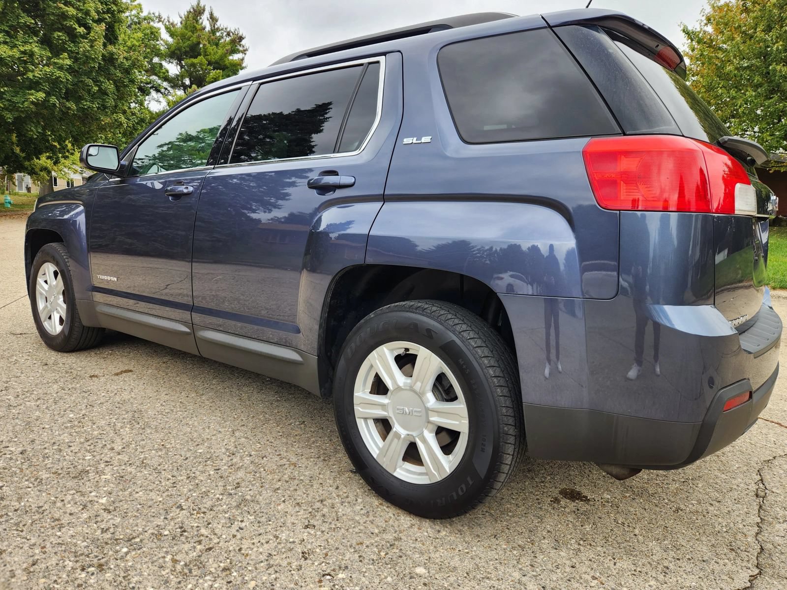 Used 2014 GMC Terrain SLE w/ Convenience Package FWD image 3