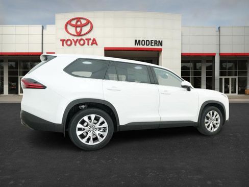 New 2026 Toyota Grand Highlander Limited image 23