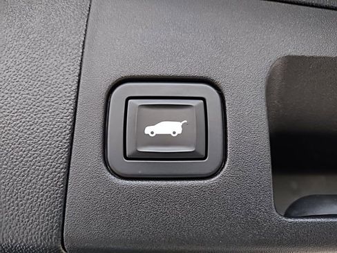 Used 2019 Cadillac XT5 Luxury image 54