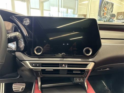 Certified 2023 Lexus RX 500h F Sport image 23