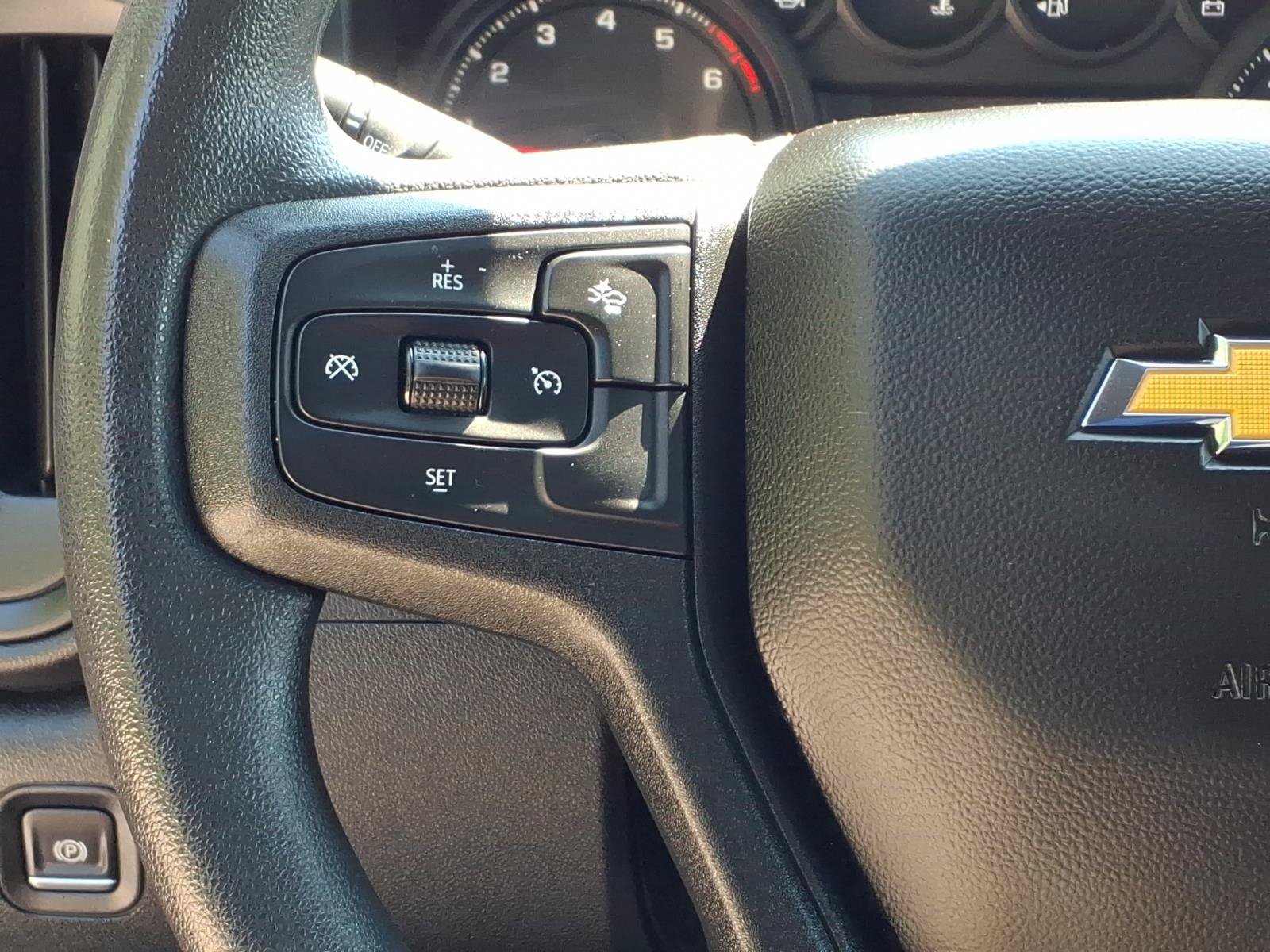Used 2025 Chevrolet Silverado 2500 W/T w/ WT Convenience Package AWD/4WD image 17