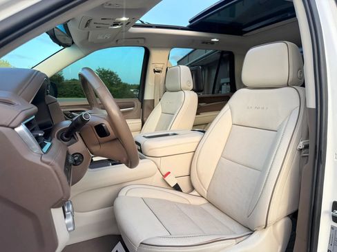 Used 2021 GMC Yukon Denali w/ Denali Ultimate Package AWD/4WD image 24