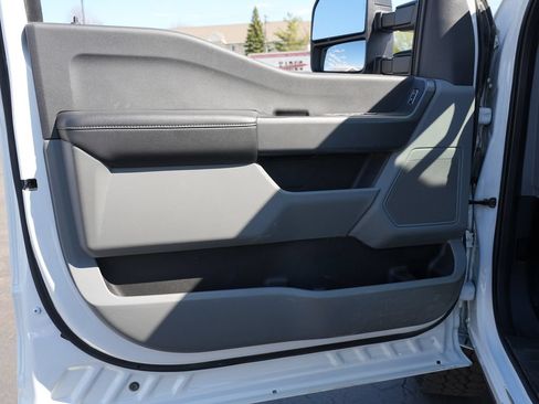 Used 2023 Ford F250 XLT AWD/4WD image 14