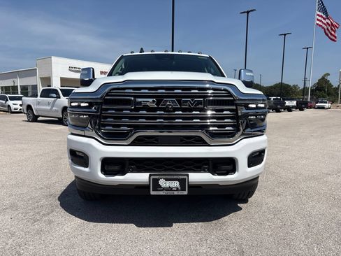 New 2027 RAM 2500 Limited AWD/4WD image 9