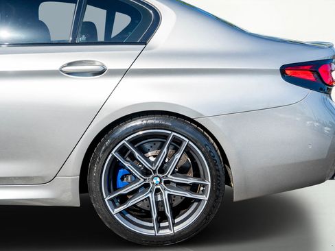 Used 2021 BMW M5 w/ Executive Package image 21