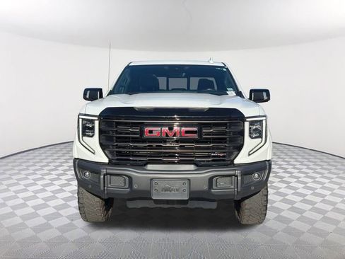 Used 2023 GMC Sierra 1500 AT4X image 2