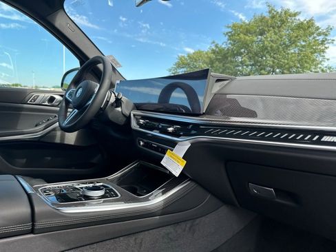 New 2026 BMW X5 M60i image 27
