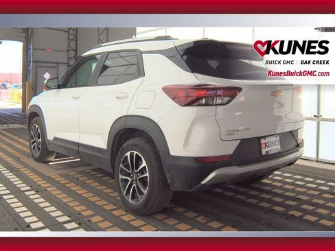 Used 2025 Chevrolet TrailBlazer LT image 17