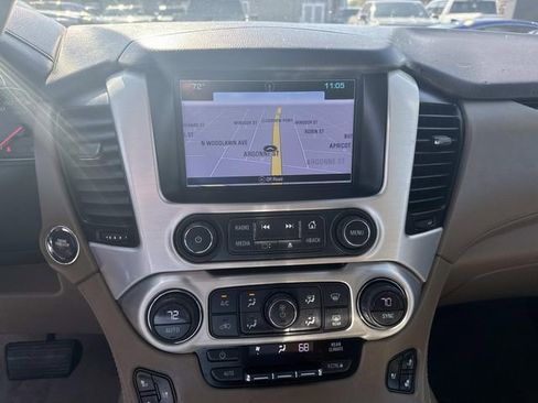 Used 2018 GMC Yukon SLT image 30