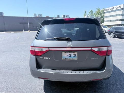 Used 2013 Honda Odyssey Touring image 4