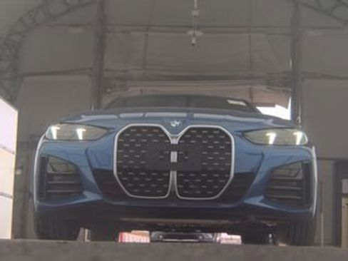 Used 2025 BMW 430i xDrive w/ M Sport Package image 7