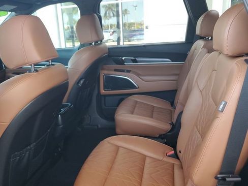 Certified 2024 Kia Telluride SX Prestige X-Line image 8
