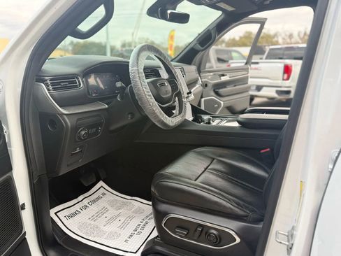 Used 2022 Jeep Wagoneer Series II image 24