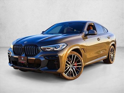 Used 2022 BMW X6 M50i w/ Dynamic Handling Package image 1