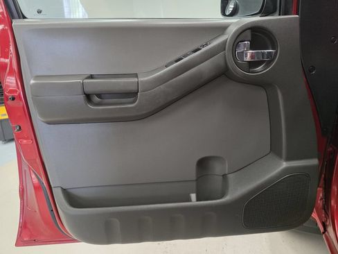 Used 2012 Nissan Xterra S AWD/4WD image 18