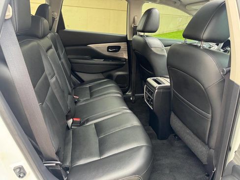 Used 2016 Nissan Murano Platinum w/ Platinum Technology Package FWD image 17