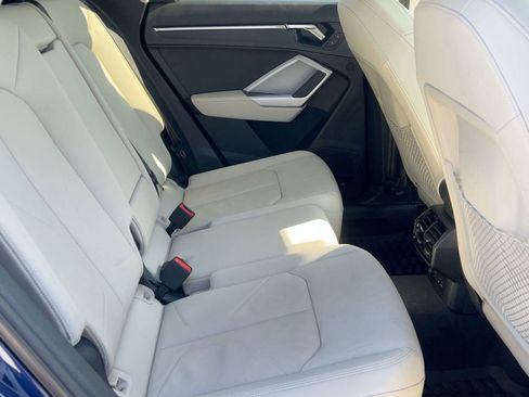 Certified 2025 Audi Q3 2.0T Premium Plus w/ Premium Plus Package image 27