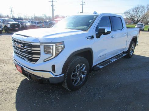 New 2026 GMC Sierra 1500 SLT w/ SLT Premium Plus Package AWD/4WD image 12