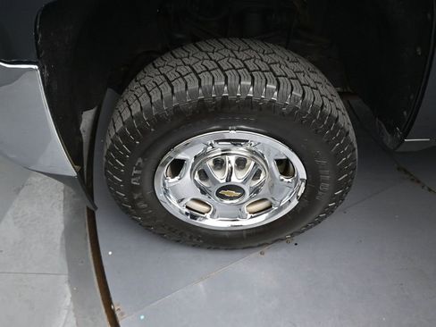 Used 2017 Chevrolet Silverado 2500 W/T image 34