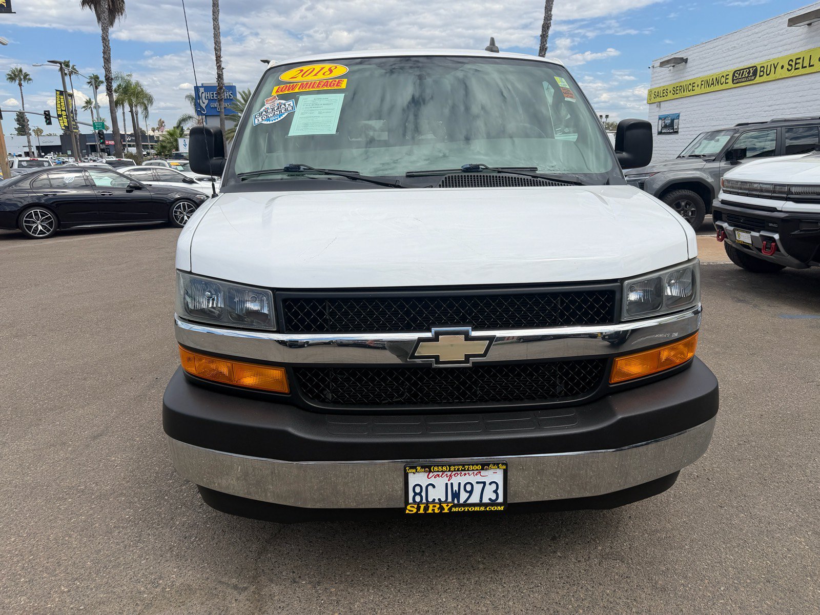 Used 2018 Chevrolet Express 3500 LT w/ LT Preferred Equipment Group RWD image 8