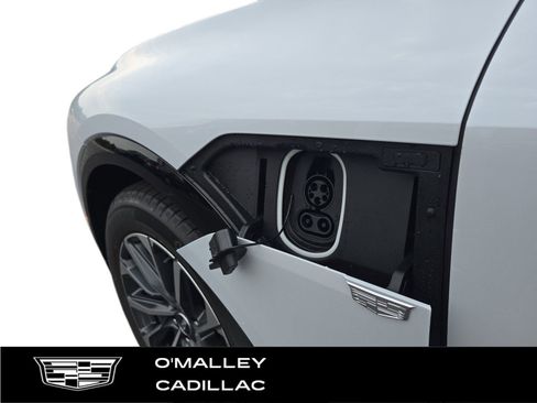 New 2026 Cadillac Lyriq Premium Sport w/ LPO, Floor Liner Package image 28