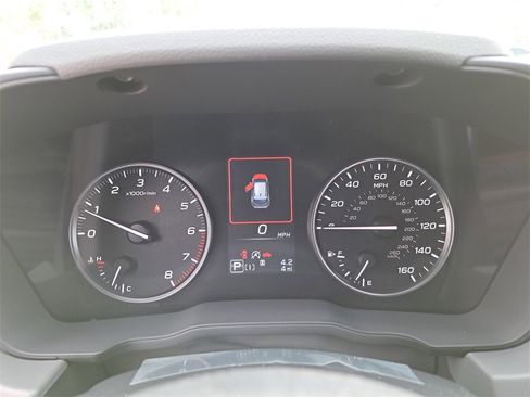 Certified 2025 Subaru Crosstrek 2.5i Limited image 30