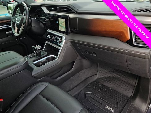 Used 2023 GMC Sierra 1500 Denali w/ Denali Reserve Package image 25