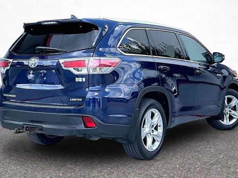 Used 2015 Toyota Highlander Limited Platinum AWD/4WD image 7