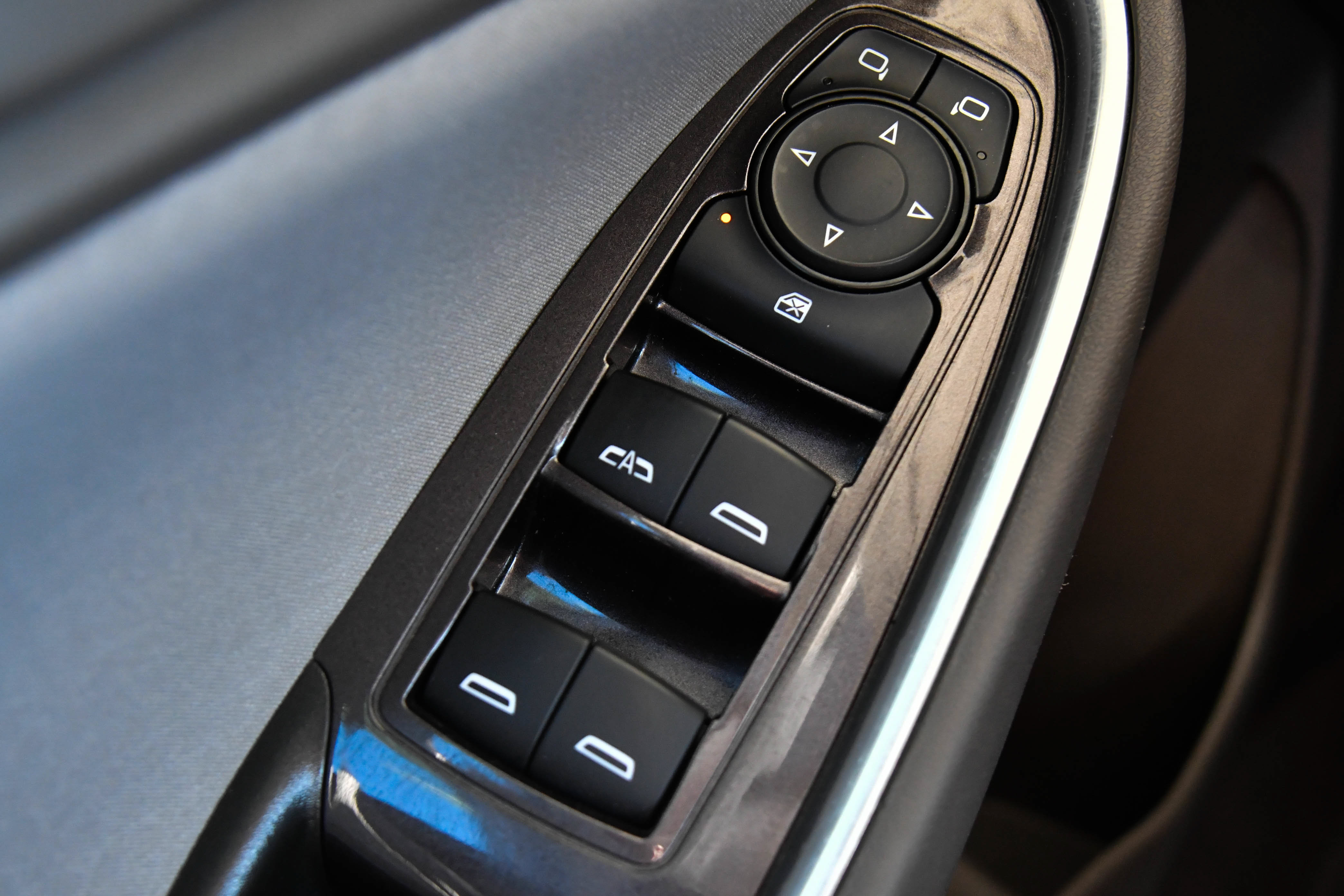 Used 2021 Chevrolet Malibu LT FWD image 31