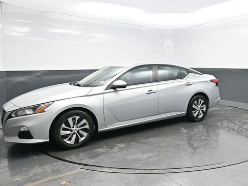 Used 2021 Nissan Altima 2.5 S image 3