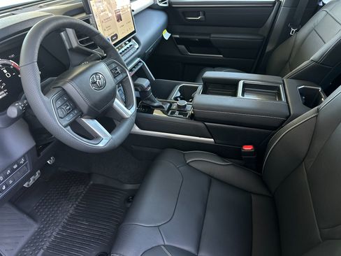 New 2026 Toyota Tundra Limited AWD/4WD image 11