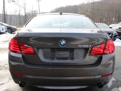 Used 2011 BMW 535i xDrive Sedan image 9