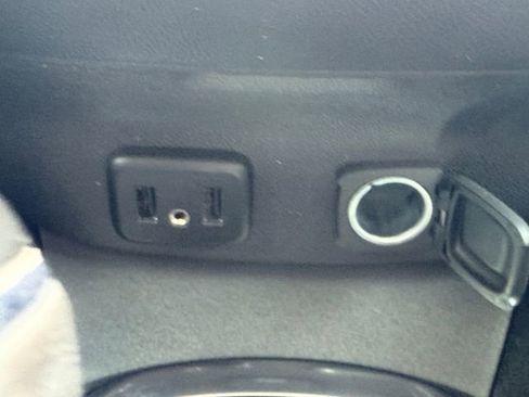 Used 2018 Chevrolet Malibu LT image 6