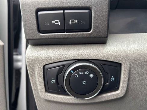 Used 2022 Ford F350 XL w/ Power Equipment Group image 17